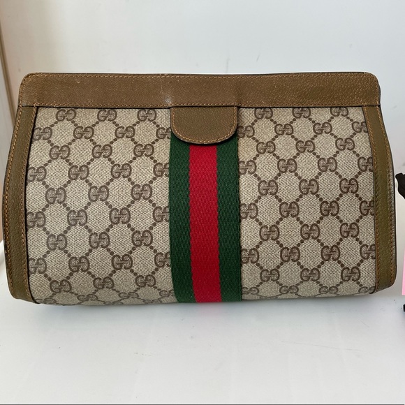 Authentic Gucci Vintage Clutch - Picture 2 of 14